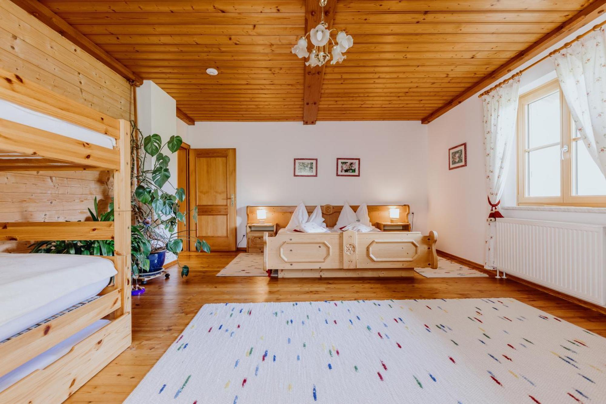 Villa Bio-Bauernhof Auernig Obervellach Esterno foto